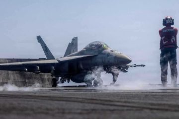 الجيش الأميركي يعلن قصف مواقع رادار وقيادة وتحكم بالمسيرات في إيران الجيش الأميركي يعلن قصف مواقع رادار وقيادة وتحكم بالمسيرات في إيران