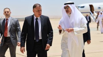 وزير الداخلية يبحث مع نظيره الأردني أوجه العلاقات الثنائية