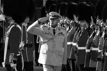 الموت يغيب علي المؤمن رئيس الأركان الأسبق الموت يغيب علي المؤمن رئيس الأركان الأسبق