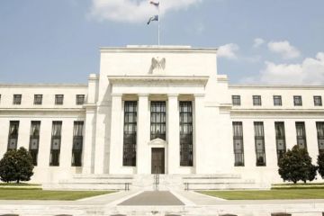 الأسواق تتوقع رفع الفائدة 3 مرات هذا العام الأسواق تتوقع رفع الفائدة 3 مرات هذا العام
