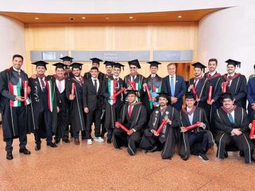تخريج دفعة من الأطباء الكويتيين من الجامعة الملكية للجراحين في أيرلندا تخريج دفعة من الأطباء الكويتيين من الجامعة الملكية للجراحين في أيرلندا