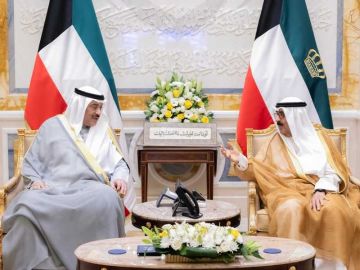 سمو الأمير يستقبل سمو ولي العهد سمو الأمير يستقبل سمو ولي العهد