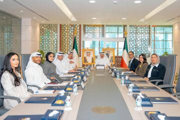 وزير المالية يبحث مع مدير مكتب مجموعة البنك الدولي في الكويت سبل تعزيز التعاون