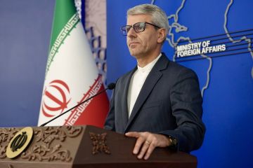 متحدث إيراني: نص الاتفاق مع الولايات المتحدة أنجز تقريبا وهو قيد الدراسة متحدث إيراني: نص الاتفاق مع الولايات المتحدة أنجز تقريبا وهو قيد الدراسة