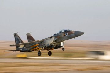 الجيش الإسرائيلي يعلن ضرب أهداف عسكرية في إيران الجيش الإسرائيلي يعلن ضرب أهداف عسكرية في إيران