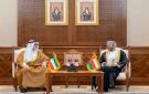 وزير الخارجية ونظيره العماني يبحثان سبل تعزيز العلاقات الأخوية بين البلدين