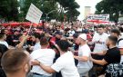 احتجاجات في ألبانيا ضد مشروع عقاري فخم مرتبط بصهر ترامب - kw