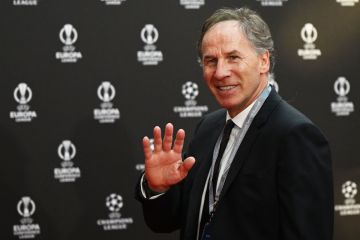ميلان الإيطالي يعلن وفاة أسطورته وقائده السابق فرانكو باريزي عن 66 عاما ميلان الإيطالي يعلن وفاة أسطورته وقائده السابق فرانكو باريزي عن 66 عاما