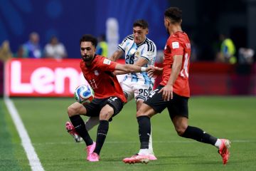 مهاجم منتخب مصر يشكك في التحكيم: واضحة وضوح الشمس 