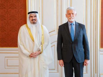 الـشطي قدم أوراق اعتمـاده لرئيس التـشيـك الـشطي قدم أوراق اعتمـاده لرئيس التـشيـك