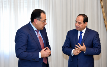 مصر ترفع سقف طموحاتها الصناعية.. 100 مليار دولار صادرات غير بترولية بحلول 2030 مصر ترفع سقف طموحاتها الصناعية.. 100 مليار دولار صادرات غير بترولية بحلول 2030