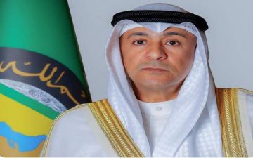 أمين مجلس التعاون يدين الهجوم على ميناء دمياط ويؤكد دعم مصر أمين مجلس التعاون يدين الهجوم على ميناء دمياط ويؤكد دعم مصر