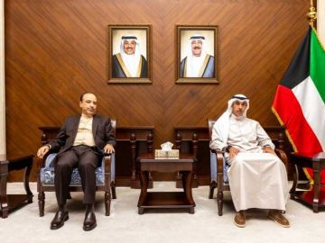 الخارجية تسلم السفير الإيراني مذكرة احتجاج على استهداف الناقلة الكويتية كيفان الخارجية تسلم السفير الإيراني مذكرة احتجاج على استهداف الناقلة الكويتية كيفان