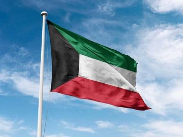الكويت: تكرار تعمد إيران استهداف المنشآت الحيوية والمدنية يعكس نهجا عدوانيا ممنهجا الكويت: تكرار تعمد إيران استهداف المنشآت الحيوية والمدنية يعكس نهجا عدوانيا ممنهجا