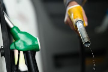 خبيرة: تعافي سوق النفط مرهون بإصلاح منشآت الطاقة المتضررة خبيرة: تعافي سوق النفط مرهون بإصلاح منشآت الطاقة المتضررة