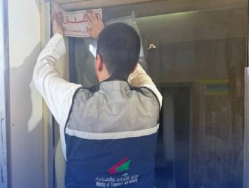 إغلاق محلات في الأحمدي وتحرير محاضر ضبط مخالفات إغلاق محلات في الأحمدي وتحرير محاضر ضبط مخالفات
