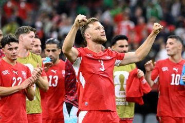 سويسرا تنهي الحلم الجزائري بثنائية وتتأهل لدور 16 بكأس العالم سويسرا تنهي الحلم الجزائري بثنائية وتتأهل لدور 16 بكأس العالم
