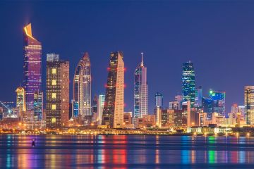 الكويت ترتب 3 إصدارات قياسية من السندات الحكومية