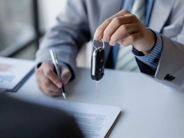 تحديث ضوابط تأجير السيارات والدراجات الآلية تحديث ضوابط تأجير السيارات والدراجات الآلية