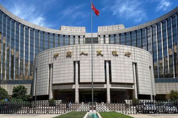البنك المركز الصيني يبقي على أسعار الفائدة الرئيسية للقروض دون تغيير البنك المركز الصيني يبقي على أسعار الفائدة الرئيسية للقروض دون تغيير