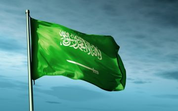  العربية نقلا عن مصدر سعودي مسؤول: المملكة حريصة على علاقتها مع العراق حكومة وشعبا