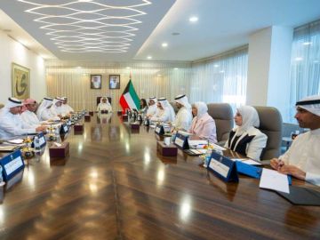 سمو رئيس الوزراء يترأس اجتماع لجنة متابعة المشاريع التنموية الكبرى سمو رئيس الوزراء يترأس اجتماع لجنة متابعة المشاريع التنموية الكبرى
