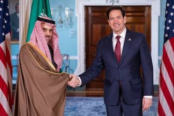 وزيرا خارجية أميركا والسعودية يبحثان الأمن والاستقرار الإقليمي وزيرا خارجية أميركا والسعودية يبحثان الأمن والاستقرار الإقليمي