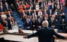 الشيوخ الأمريكي يرفض مشروع تقييد صلاحيات ترامب العسكرية في إيران
