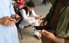  طالبان تمنع الهواتف الذكية عن مسؤوليها!