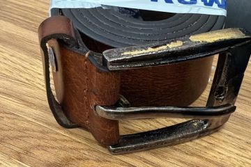 إحباط محاولة تهريب 855 غرام ذهب بحوزة آسيويين إحباط محاولة تهريب 855 غرام ذهب بحوزة آسيويين