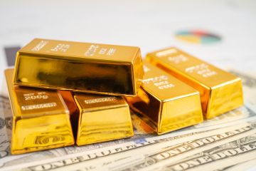 الذهب عند أعلى مستوى في شهر الذهب عند أعلى مستوى في شهر