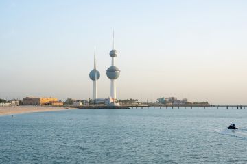 طقس اليوم شديد الحرارة مع فرصة للغبار.. والعظمى 50 مئوية طقس اليوم شديد الحرارة مع فرصة للغبار.. والعظمى 50 مئوية
