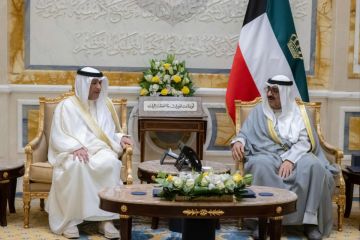سمو الأمير يستقبل الأمين العام لمجلس التعاون سمو الأمير يستقبل الأمين العام لمجلس التعاون