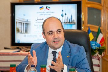 سفير أوكرانيا: علاقاتنا مع الكويت راسخة وعميقة ونتطلع إلى توسيع آفاق التعاون الثنائي سفير أوكرانيا: علاقاتنا مع الكويت راسخة وعميقة ونتطلع إلى توسيع آفاق التعاون الثنائي