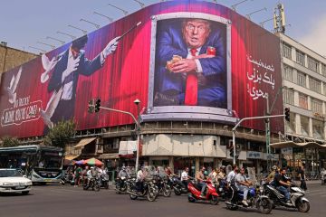 خلاف إيراني حول التخصيب ... ونجل بزشكيان: ليس من أصول الدين خلاف إيراني حول التخصيب ... ونجل بزشكيان: ليس من أصول الدين