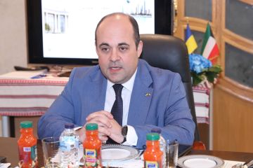 سفير أوكرانيا: متضامنون قلبا وقالبا مع الكويت ضد الاعتداءات الإيرانية سفير أوكرانيا: متضامنون قلبا وقالبا مع الكويت ضد الاعتداءات الإيرانية