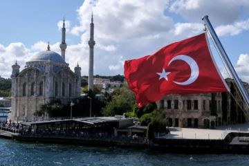 تركيا ترفض مزاعم نتانياهو لتبرير الضربة على مطار عسكري في سوريا تركيا ترفض مزاعم نتانياهو لتبرير الضربة على مطار عسكري في سوريا