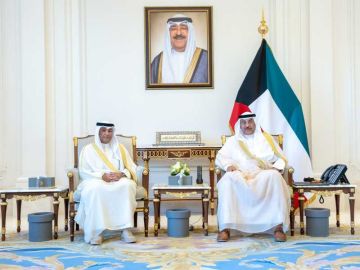سمو ولي العهد يستقبل الأمين العام لمجلس التعاون سمو ولي العهد يستقبل الأمين العام لمجلس التعاون