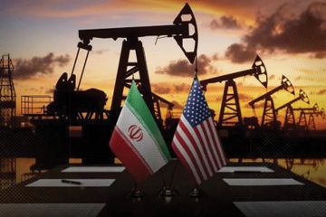 النفط ينخفض مع ترقب عقوبات أميركية على إيران النفط ينخفض مع ترقب عقوبات أميركية على إيران
