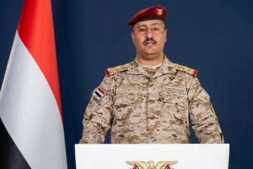 الجيش اليمني: مقتل 4 عسكريين و3 مدنيين في هجوم حوثي على المخا الجيش اليمني: مقتل 4 عسكريين و3 مدنيين في هجوم حوثي على المخا