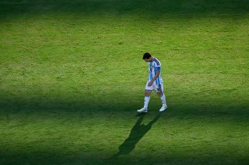 ميسي ناعيا والده: غير متأكد من مواصلة اللعب.. لفترة طويلة ميسي ناعيا والده: غير متأكد من مواصلة اللعب.. لفترة طويلة