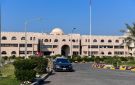  الصحة تبدأ استقبال الطلبة المستجدين في مراكز الصحة المدرسية