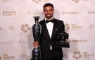 برونو أفضل لاعب للموسم الماضي