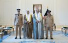 سمو ولي العهد يستقبل النائب الأول والوكيلين المساعدين بوزارة الداخلية بمناسبة تعيينهما في منصبيهما