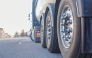  المرور تحدد أوقات منع سير الشاحنات على الطرقات
