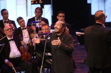 علي الحجار يستعيد أعمال عمر خيرت في 100 سنة غنا علي الحجار يستعيد أعمال عمر خيرت في 100 سنة غنا