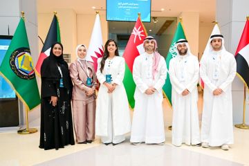 الشباب الخليجي : الارتقاء بصناعة المحتوى الرقمي الشباب الخليجي : الارتقاء بصناعة المحتوى الرقمي