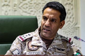 المالكي: اعتراض صاروخ باليستي أطلقته الميليشيا الحوثية على الرياض المالكي: اعتراض صاروخ باليستي أطلقته الميليشيا الحوثية على الرياض