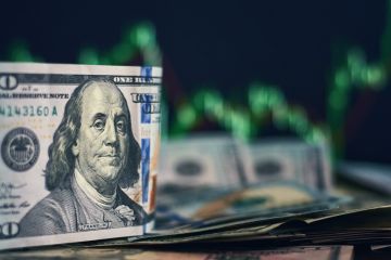 بعد رفع الفائدة.. الدولار عند أعلى مستوى في 7 أسابيع