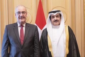 سفير الكويت لدى سويسرا يقدم أوراق اعتماده لرئيس الاتحاد السويسري سفير الكويت لدى سويسرا يقدم أوراق اعتماده لرئيس الاتحاد السويسري